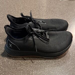 Women’s Flux Adapt Runner